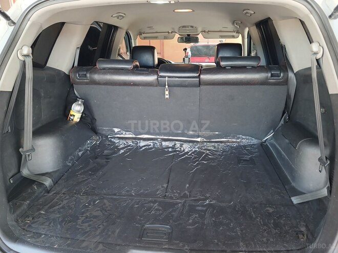 Hyundai Santa Fe-10