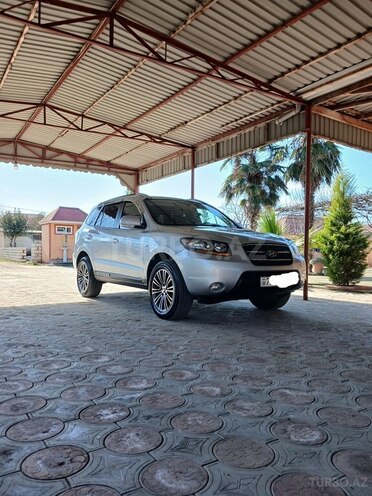 Hyundai Santa Fe-5
