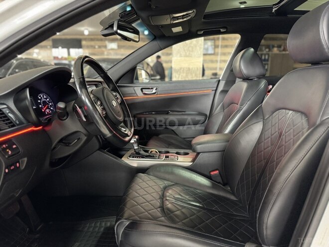 Kia Optima-12