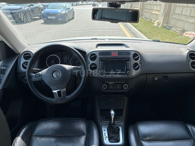 Volkswagen Tiguan-7
