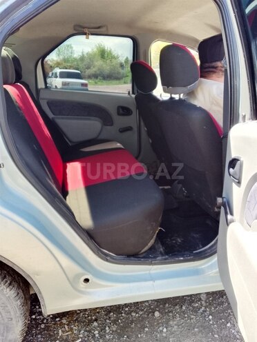 Renault Logan 2006, 400,000 km - 1.6 l - Yevlax