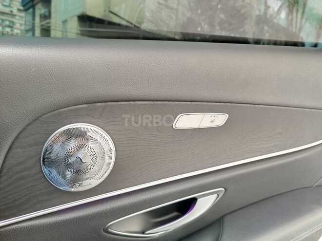 Mercedes E 220 d-7