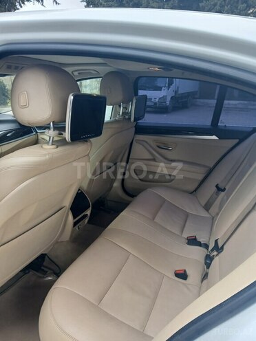 BMW 525-11