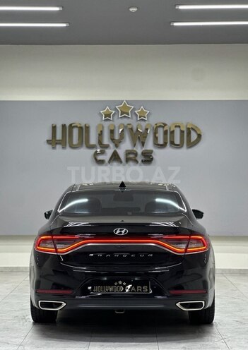 Hyundai Grandeur-10