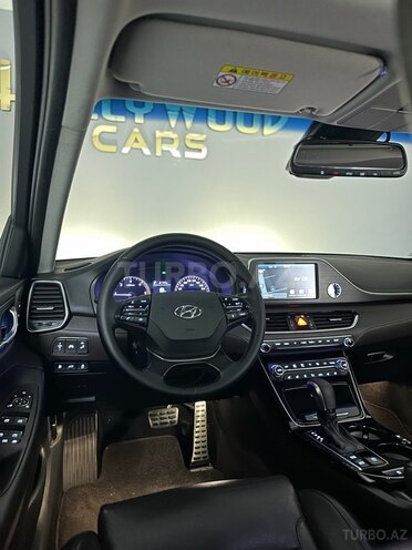 Hyundai Grandeur-21