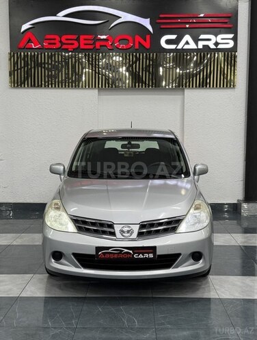 Nissan Tiida-2