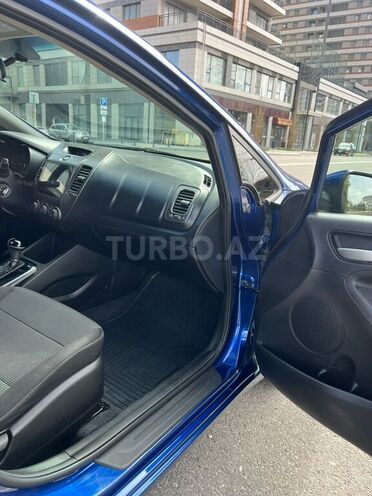 Kia Forte-10