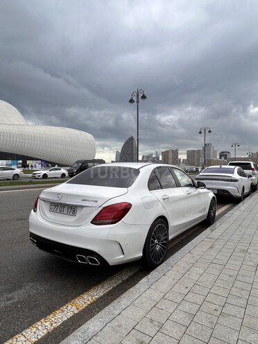Mercedes C 200 d-5