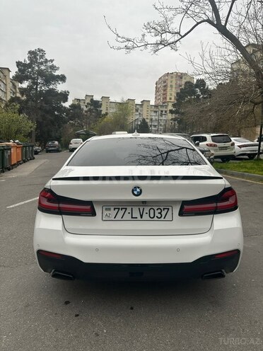 BMW 530e-2
