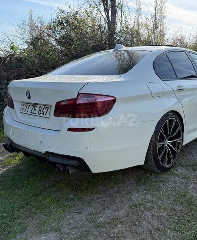 BMW 528-8