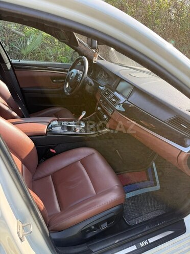 BMW 528-13