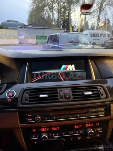 BMW 528-15