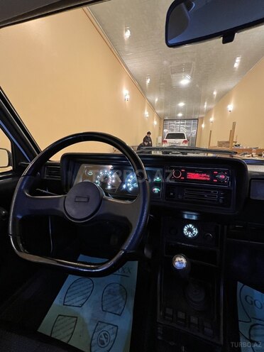 LADA (VAZ) 2107-9