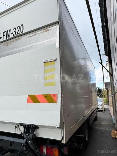 Mercedes Atego 818-11