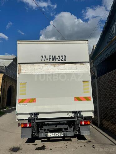 Mercedes Atego 818-6