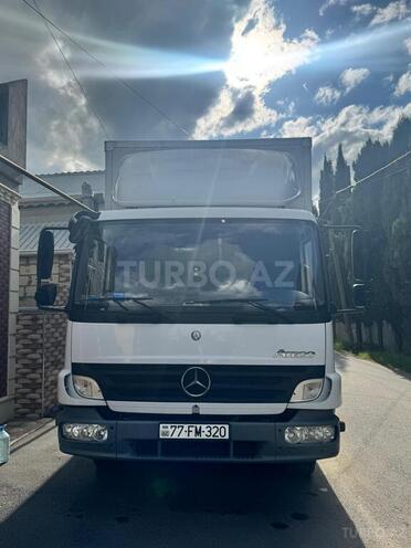 Mercedes Atego 818-2