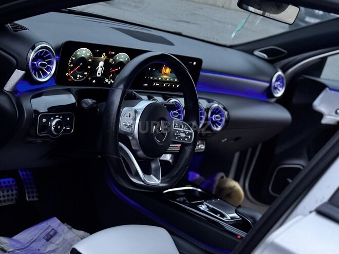 Mercedes A 250-3
