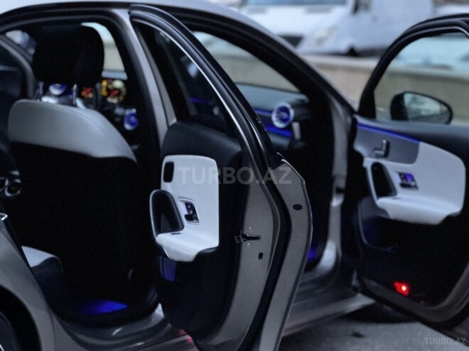 Mercedes A 250-4