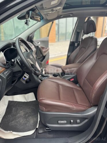 Hyundai Santa Fe-16