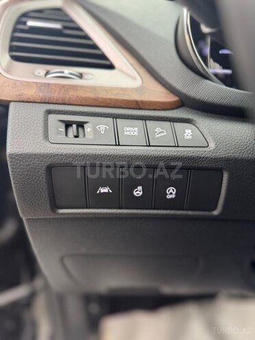 Hyundai Santa Fe-14