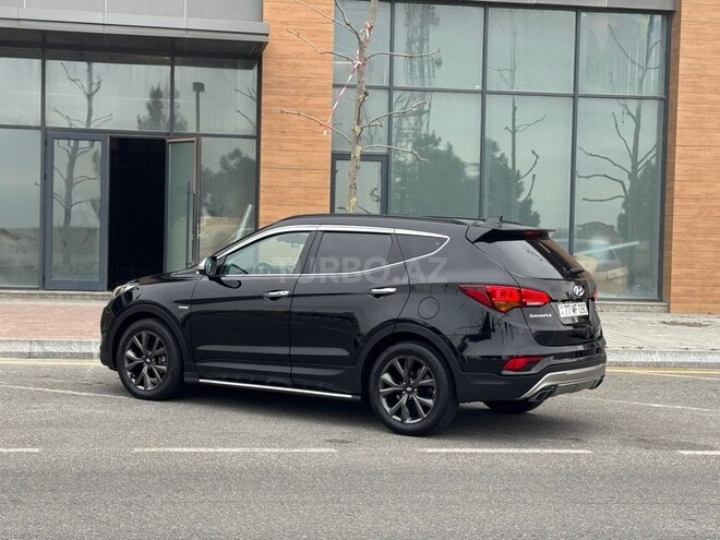 Hyundai Santa Fe-10