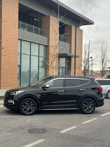 Hyundai Santa Fe-8