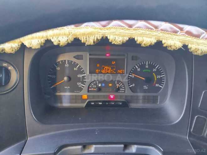 Mercedes Atego 818-9