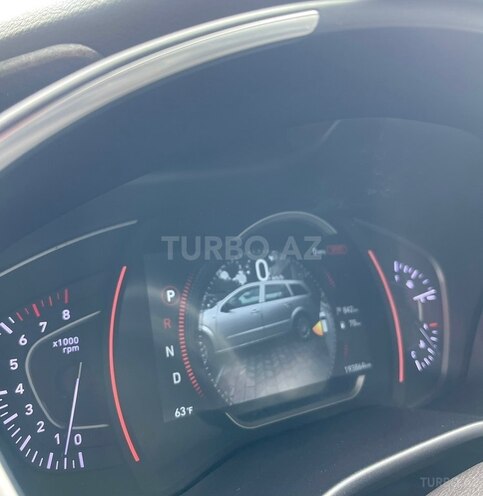 Hyundai Santa Fe-15