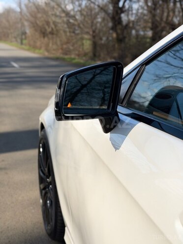 Mercedes CLS 400-12