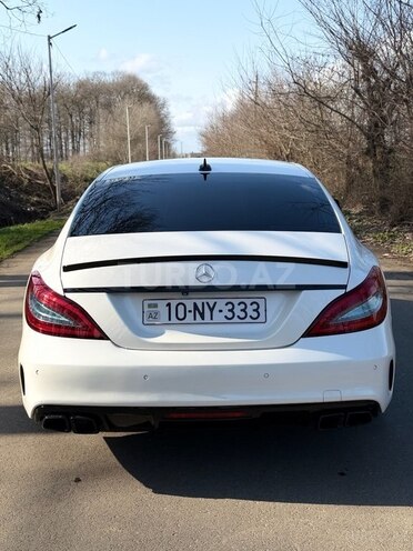 Mercedes CLS 400-10