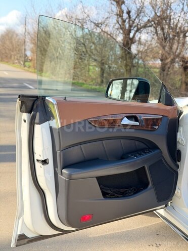 Mercedes CLS 400-15