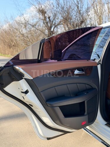 Mercedes CLS 400-13