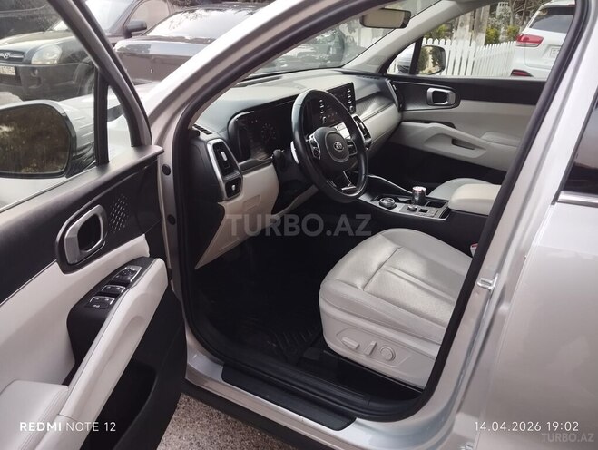 Kia Sorento-9