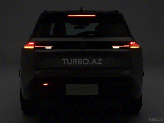 Nissan Pathfinder-12