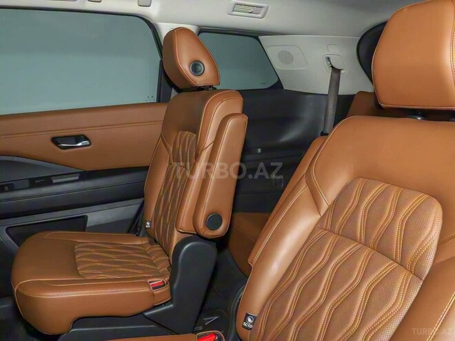Nissan Pathfinder-39
