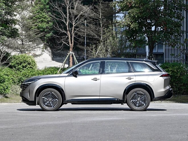Nissan Pathfinder-3