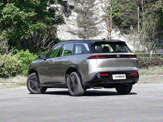 Nissan Pathfinder-6