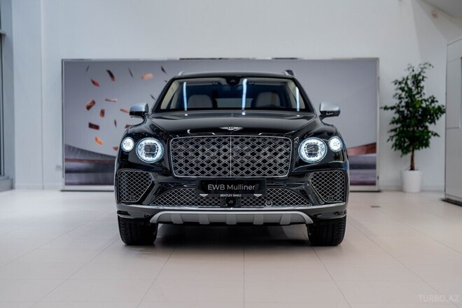 Bentley Bentayga-3