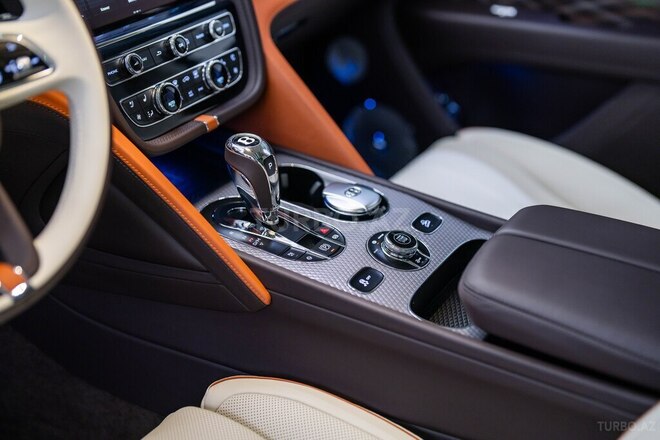 Bentley Bentayga-19