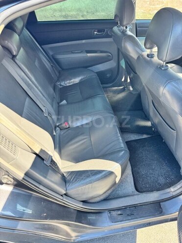 Toyota Prius-3