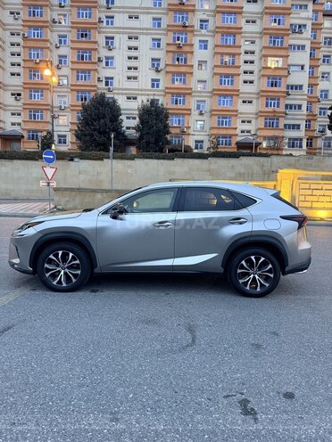 Lexus NX 200t-3