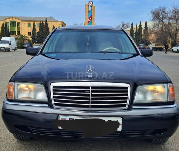 Mercedes C 220-1