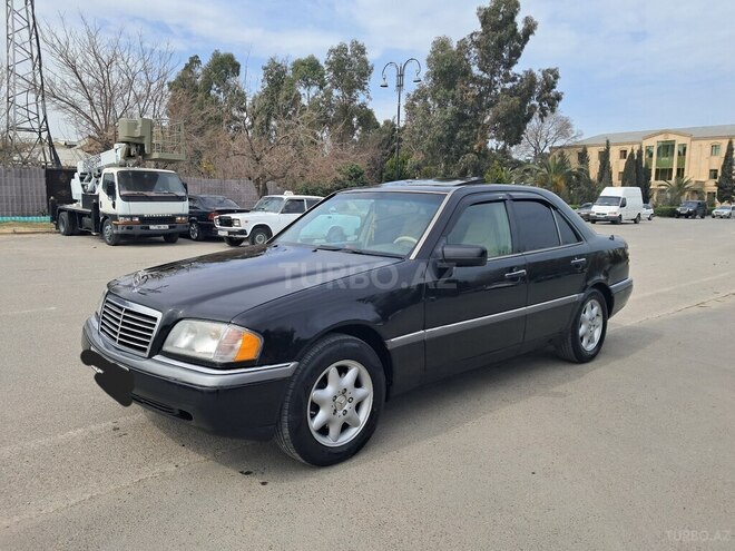 Mercedes C 220-9