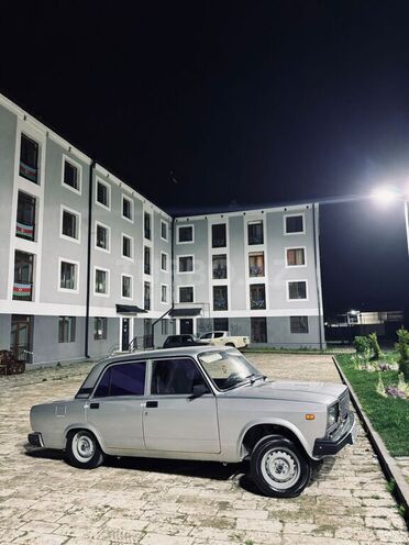 LADA (VAZ) 2107 2010, 137,000 km - 1.6 l - 