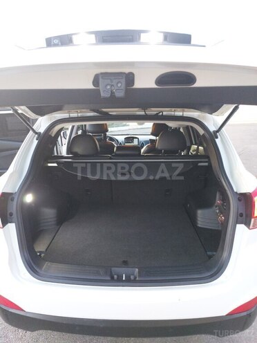 Hyundai ix35-3