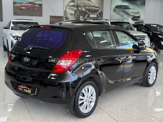 Hyundai i20-7