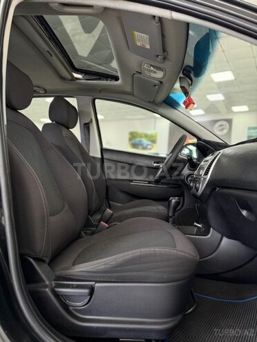 Hyundai i20-13