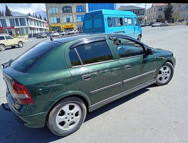 Opel Astra-4