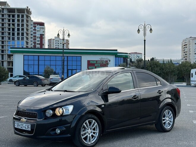 Chevrolet Aveo-3