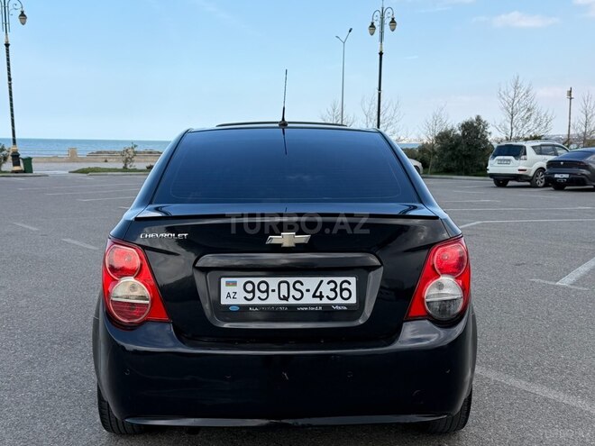 Chevrolet Aveo-6